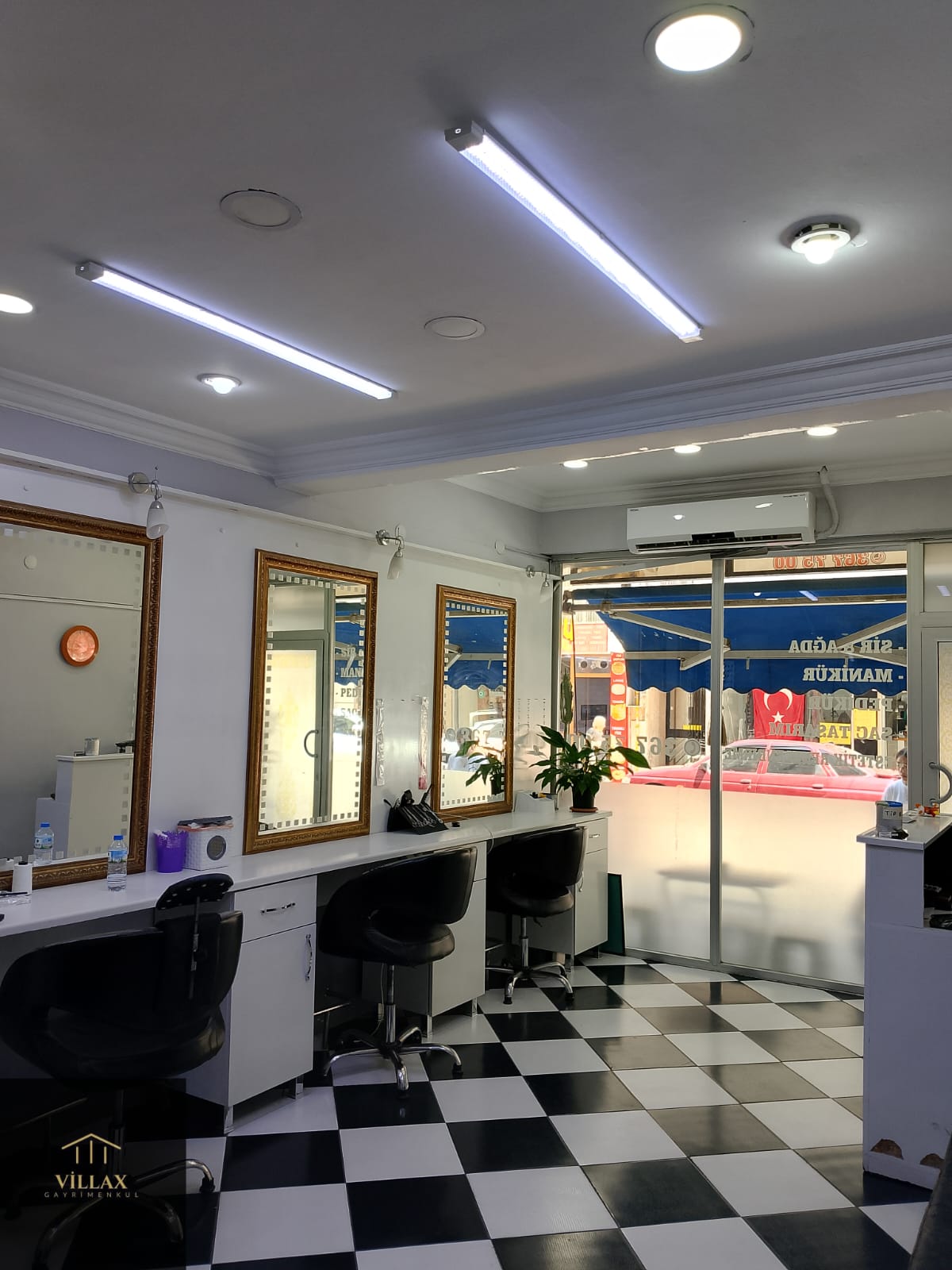 VİLLAX'tan Karşıyaka'da Devren Kiralık Bayan Kuaförü